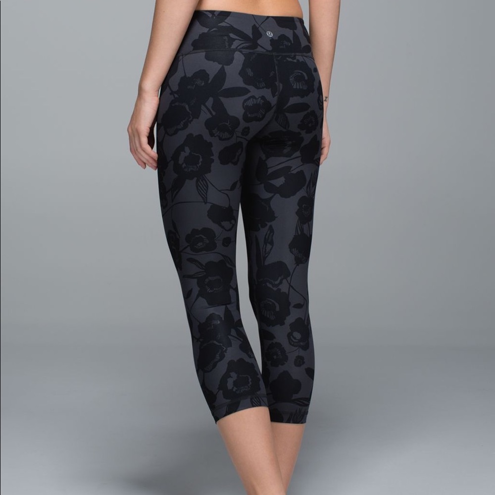 Lululemon wunder under crop II *full-on luxtreme